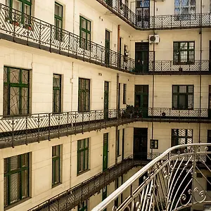 raday-patio.inbudapesthotels.com/
